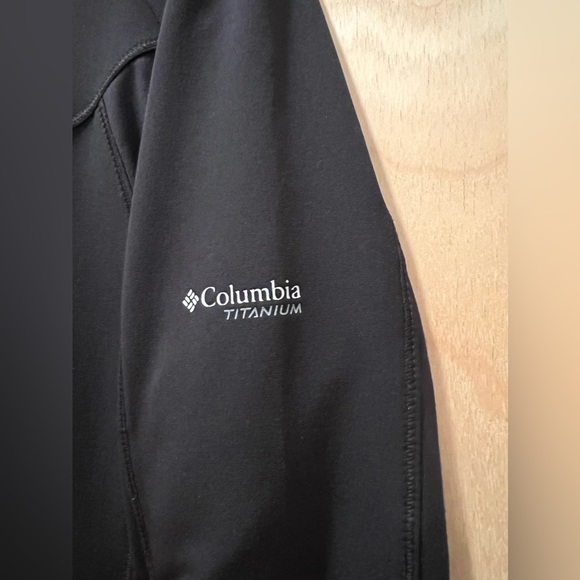 COLUMBIA Black Jacket size XL - Picture 5 of 5